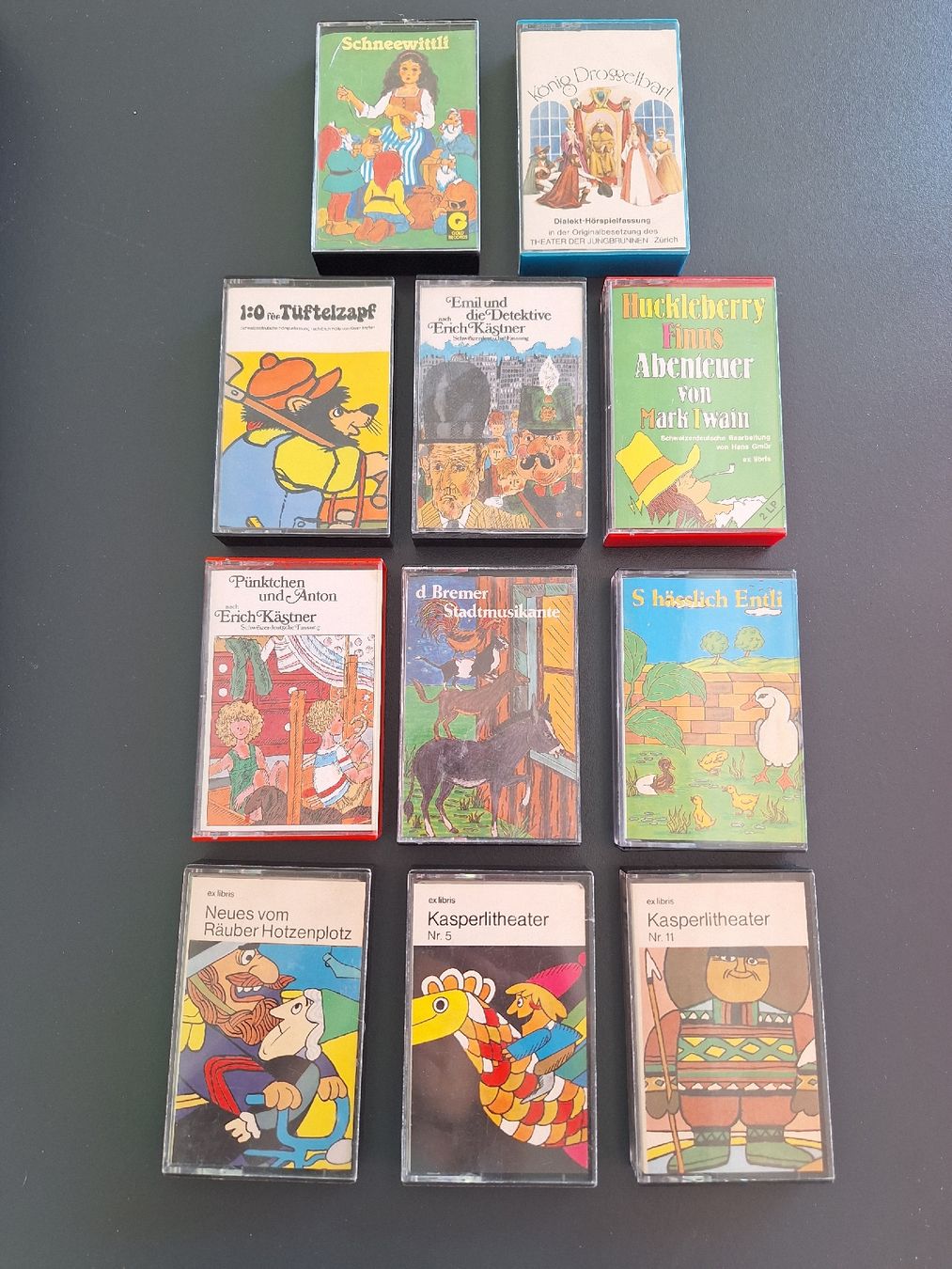 Musicassette: 11 Kassetten Kindergeschichten – Usato da Künten venduto da Dfog
