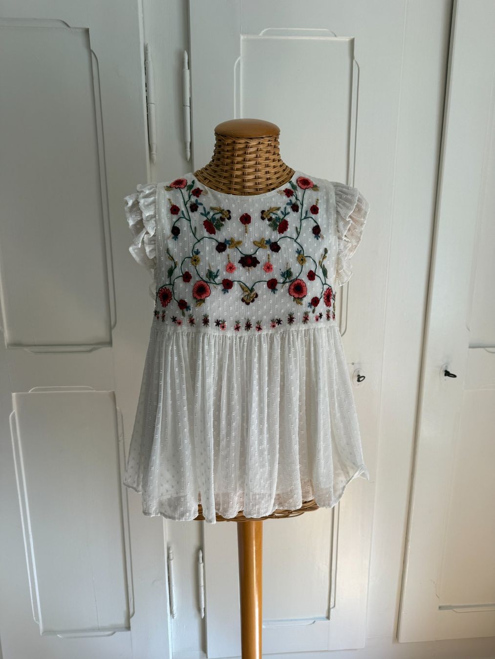 Zara Camicette: ZARA - Chiffon Blusentop weiss romantisch S – Usato da Zürich venduto da Diazaio