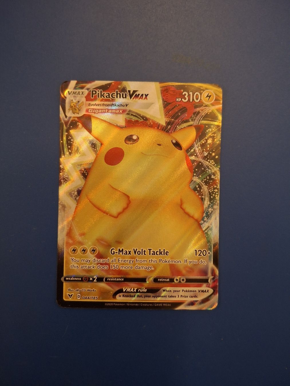 Pokémon Cartes à collectionner: Pikachu VMAX 044/185 Vivid Voltage – D'occasion à Künten par die_zm8b