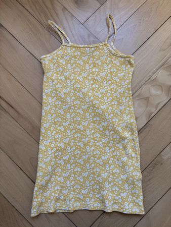 Robe fine bretelle taille 116 - 6 ans