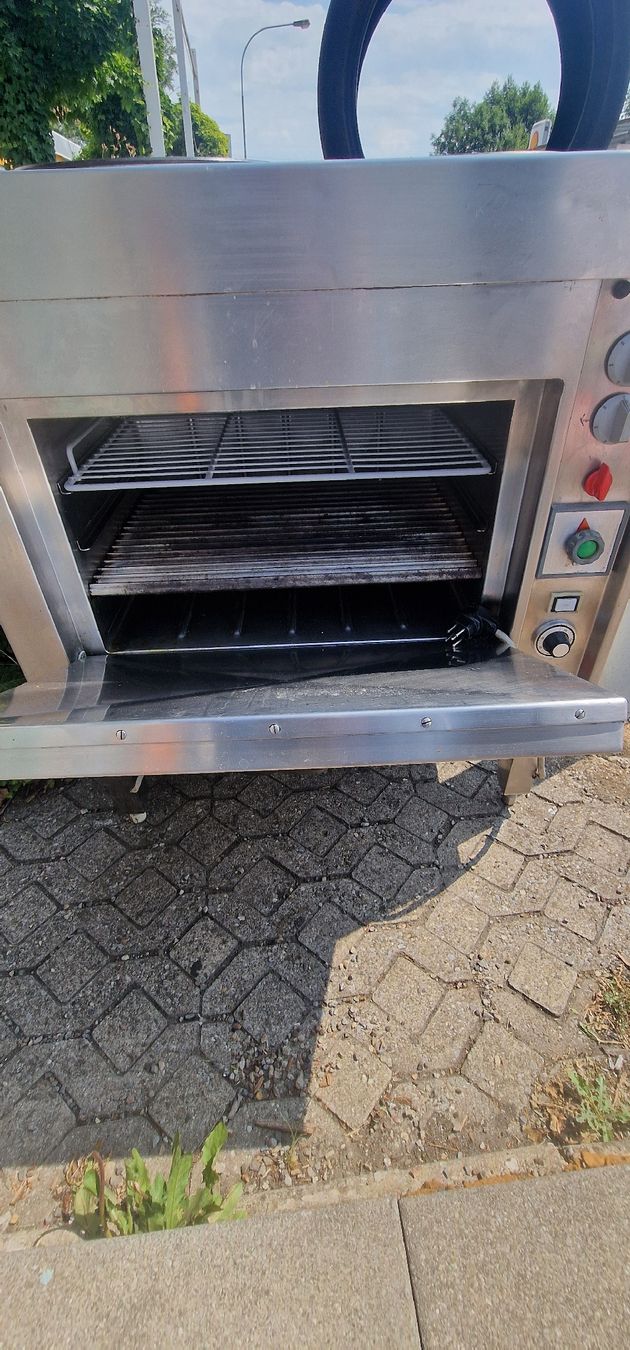 Elettrodomestici da cucina: Gastro kochherd & Backofen – Usato da Zürich venduto da zh_tech