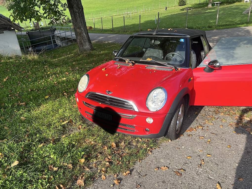 Autos: MINI One Cabrio – D'occasion à Meggen par kis_yc2g 2