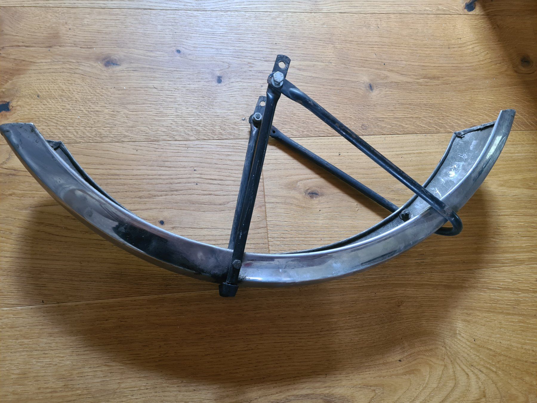 Sachs Ciclomotori: Original Vorder-Schutzblech mit Streben 17" – Usato da frümsen venduto da Sailem 3