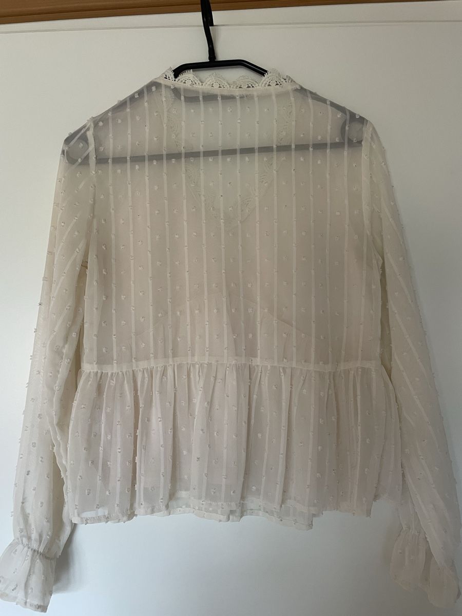 Blusen: Damen Bluse weiss – Gebraucht aus Schwanden Sigrisw von jan_iine 3
