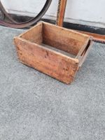 Alte Holzkiste, Kiste, Box, Lagerkiste, Holzkiste