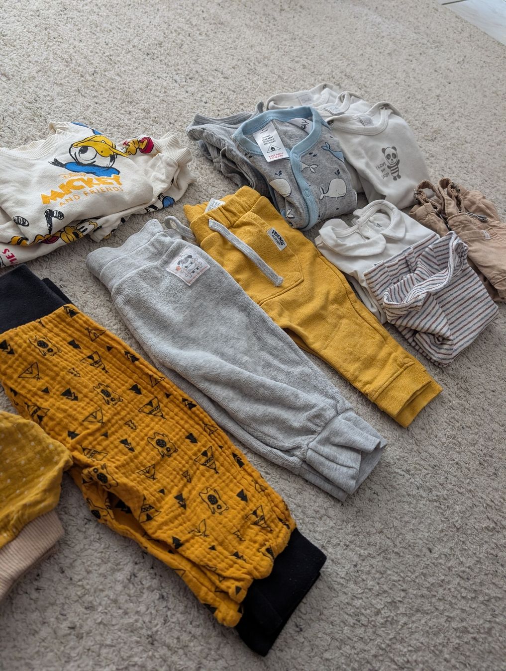 Lotti di vestiti: Babykleider Paket 62/68 – Usato da Pratteln venduto da mauu 1