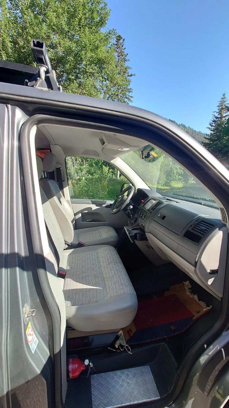 VW Veicoli da campeggio: Vw t5 4 motion – Usato da Montreux venduto da Julbulle 6
