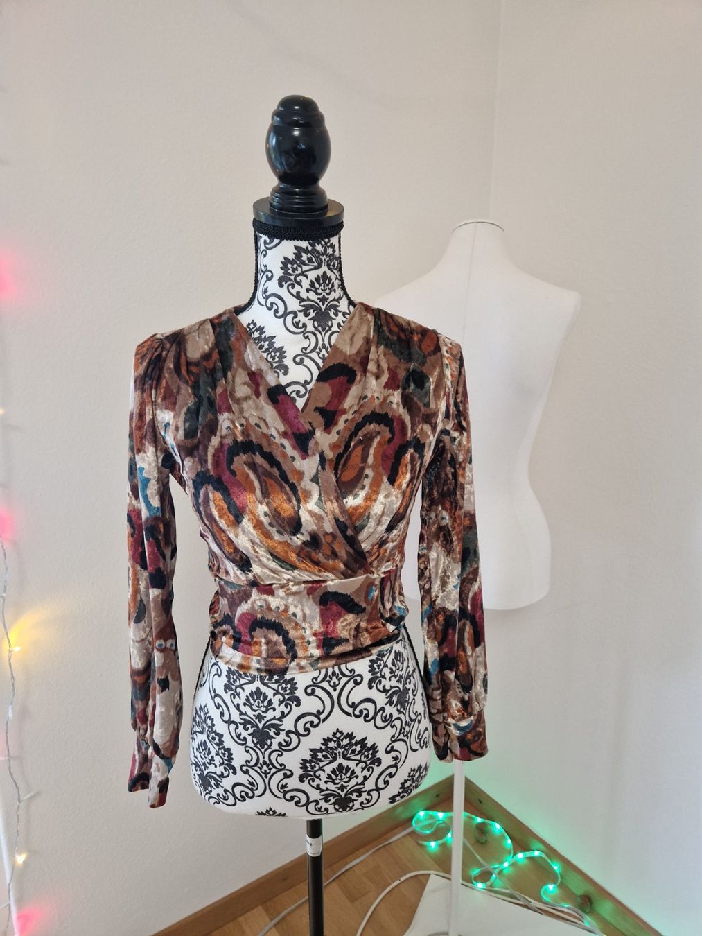 Camicette: Samt Wickelbluse  edel & elegant Gr. S – Nuovo (secondo la descrizione) da Glattbrugg venduto da hap_8w8v