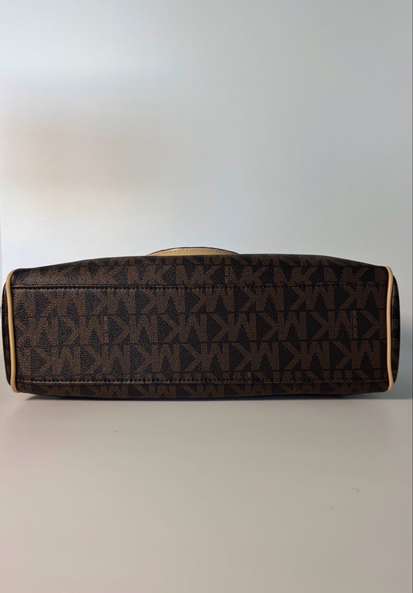 Michael Kors Borse da donna: MICHAEL KORS HANDTASCHE JET SET SHOPPER – Usato da Vionnaz venduto da b_f_d_r_g 2