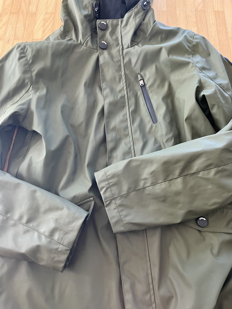 Jacken & Mäntel: Regenjacke Gr. 158 – Gebraucht aus St. Gallen von  2