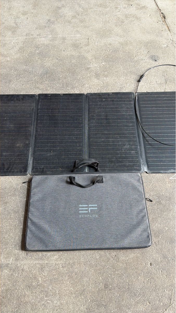 Ecoflow Dispositivi a energia solare: ECOFLOW Solarpanel zusammenklappbar gebraucht – Usato da Richterswil venduto da Richti1073