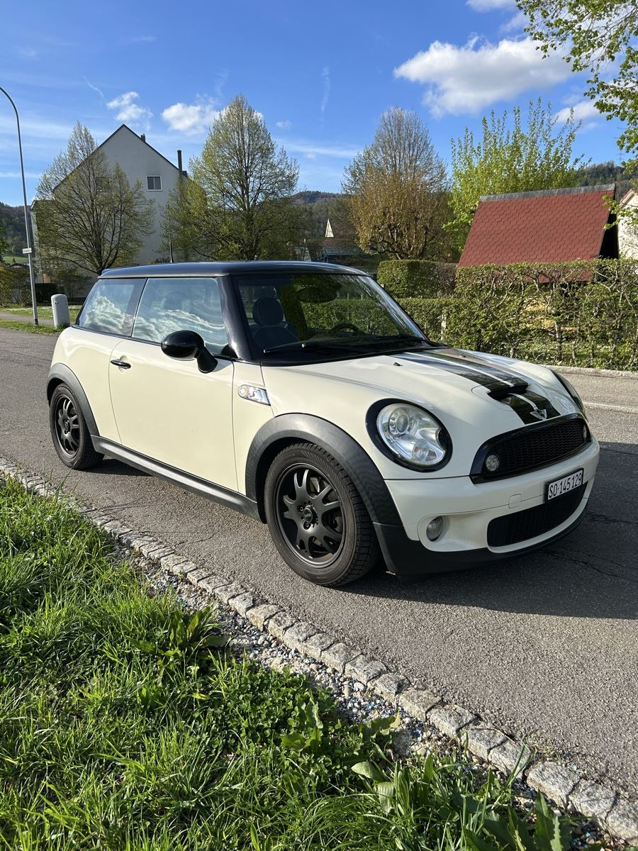 Mini Autos: Mini Cooper S – Gebraucht aus Lostorf von jamielee22