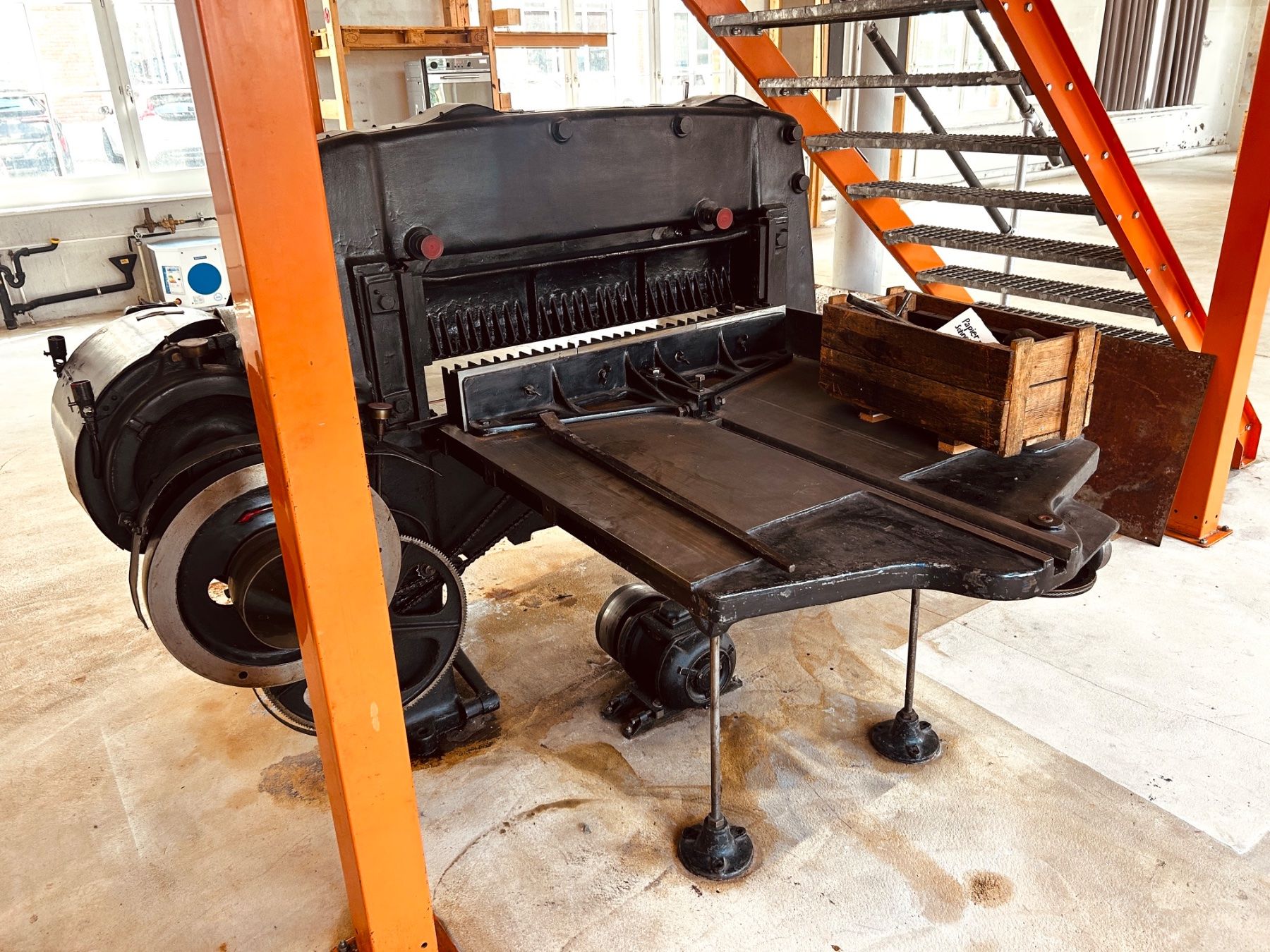 Tutte le macchine: Papierschneidemaschine – Usato da St.Gallen venduto da Jorkka 2