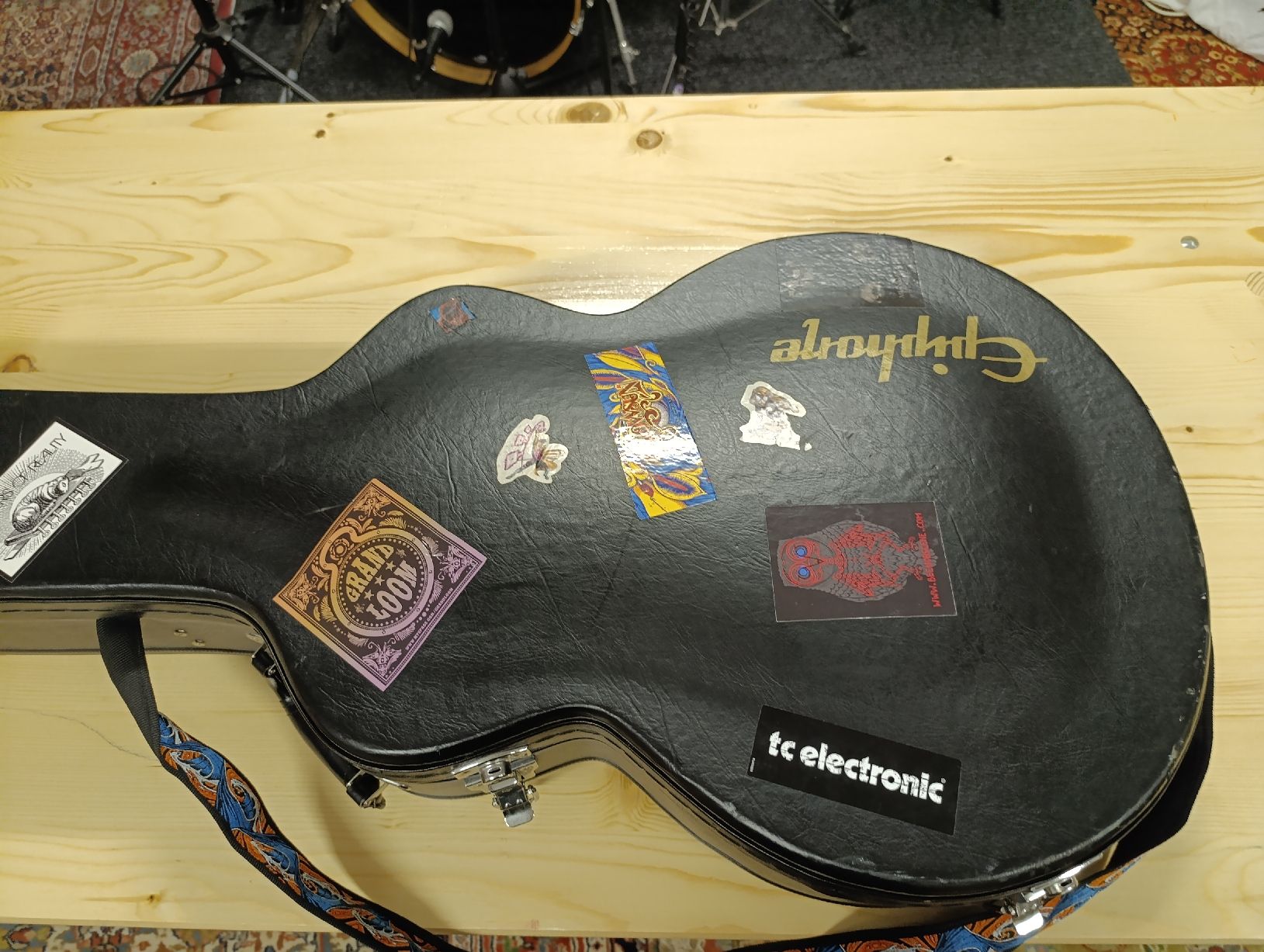 Hagström Strumenti musicali: Hagstrom Viking Deluxe – Usato da Rohrbachgraben venduto da noisenomad 3