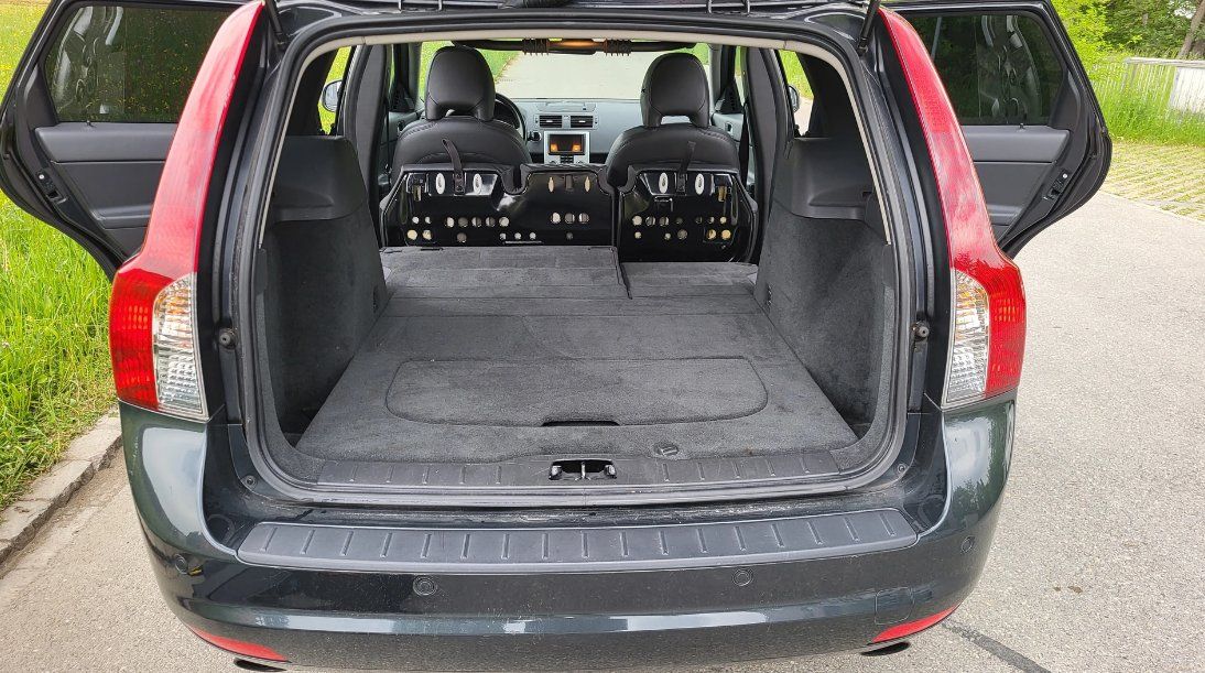 Volvo Automobili: VOLVO 2.5 T5 Summum AWD – Usato da Mönchaltorf venduto da guka7 4