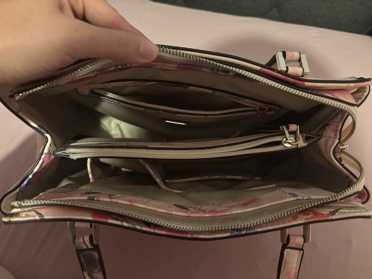 Guess Taschen für Damen: Guess tasche neu – Neu (gemäss Beschreibung) aus Bütschwil von sof_p98b 2