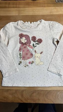 Süsses langarmiges Shirt für Mädchen, Grösse 110 cm