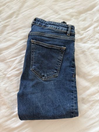 Zara Jeans mit Schlitz, top Zustand!