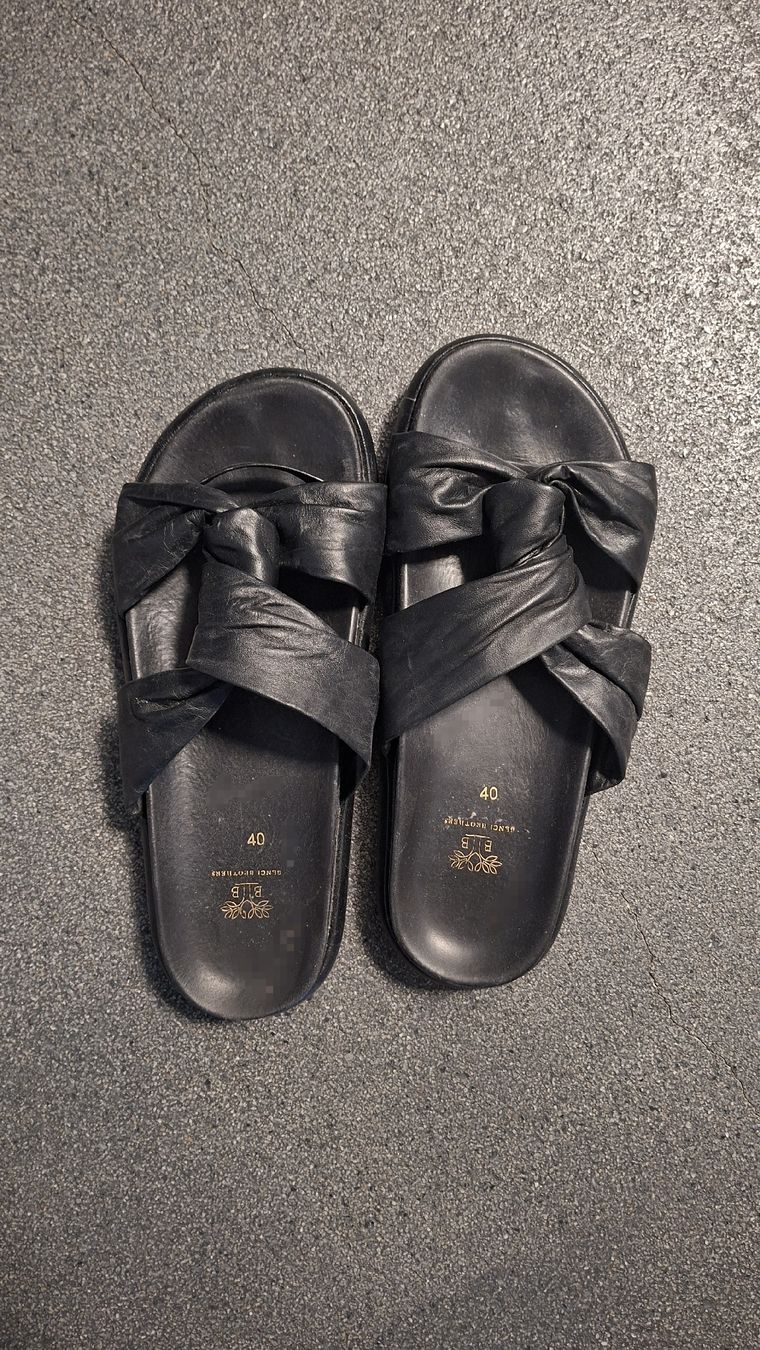 Benci Brothers Damenschuhe: Benci Brothers Sandalen Grösse 40 – Gebraucht aus Hünenberg von 1902