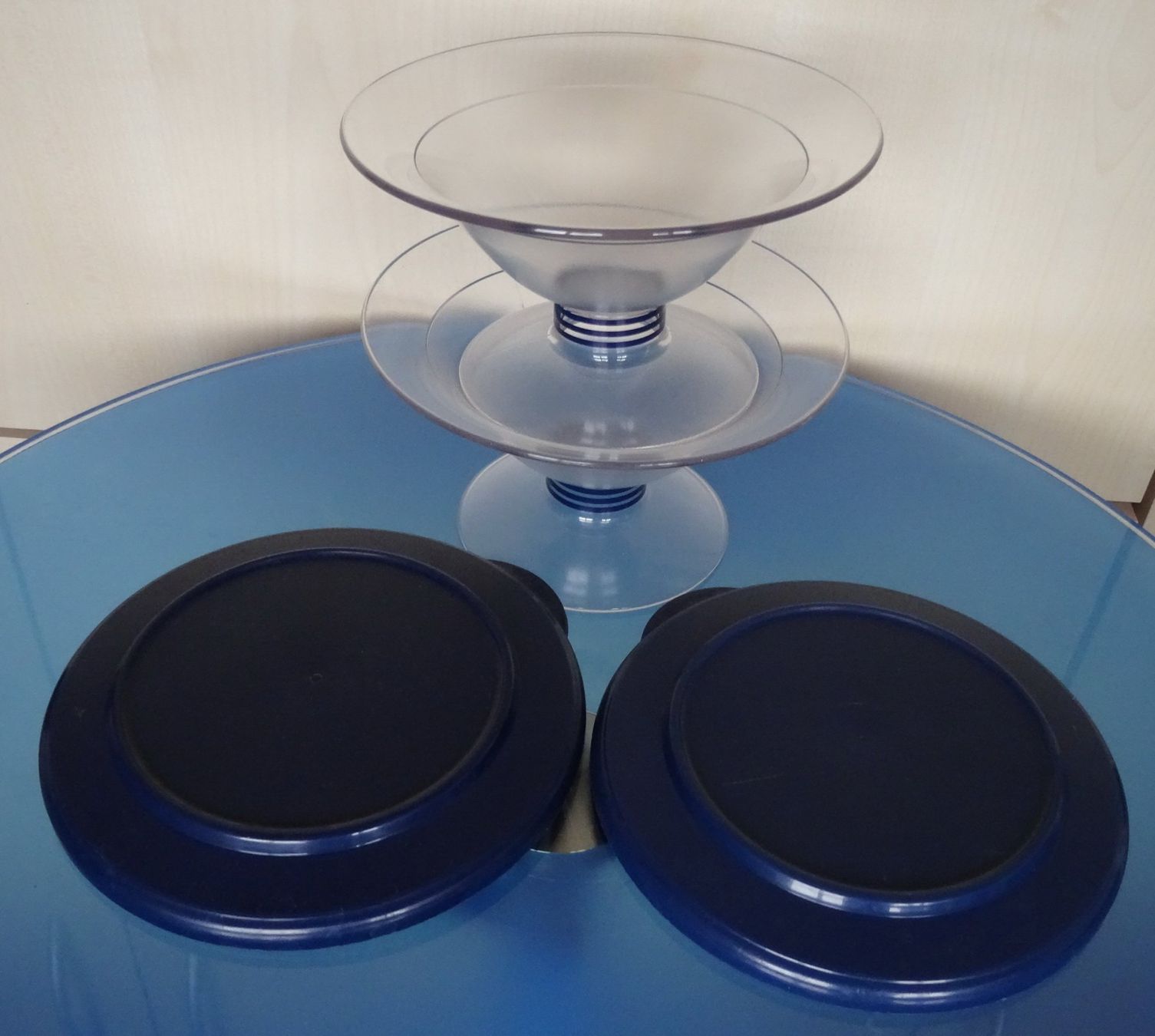 Tupperware Contenitori & Simili: Tupperware Dessert m Deckel blau – Usato da Speicher venduto da Metoyou11