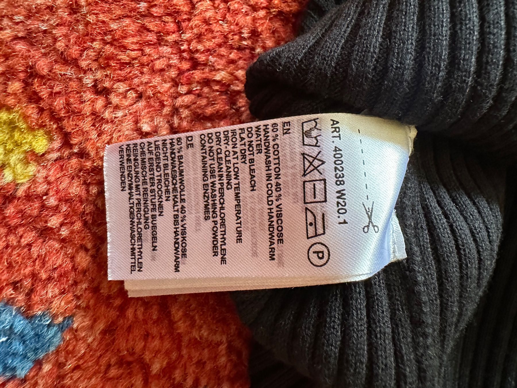 T-Shirts: Repeat Knitware – Gebraucht aus Luzern von Sesilija 3