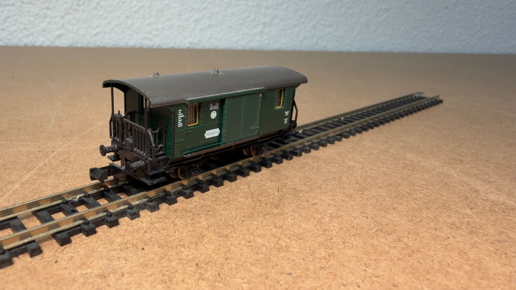 Fleischmann Modellini di ferrovie: Fleischmann Güterwagen Ansbach Spur N – Usato da Schlieren venduto da rat_lq6b 3
