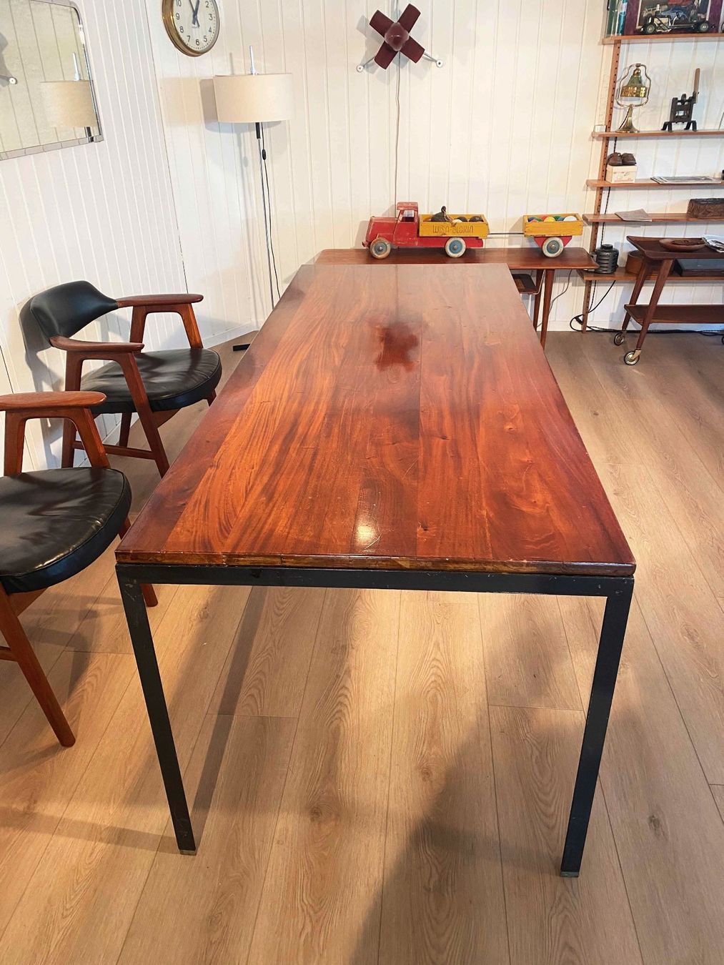 Tables: Teak Dining Table – D'occasion à Beringen par Kultgut