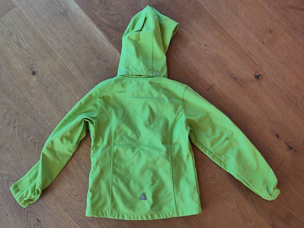 Vestes & Manteaux: Softshelljacke icepeak Grösse 128 (122) – D'occasion à Igis par Ricema 1