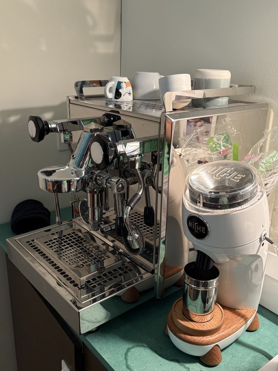 Profitec Kaffeemaschinen & Espressomaschinen: Profitec Pro 700 + Zubehör – Gebraucht aus Zürich von githubrepo 2