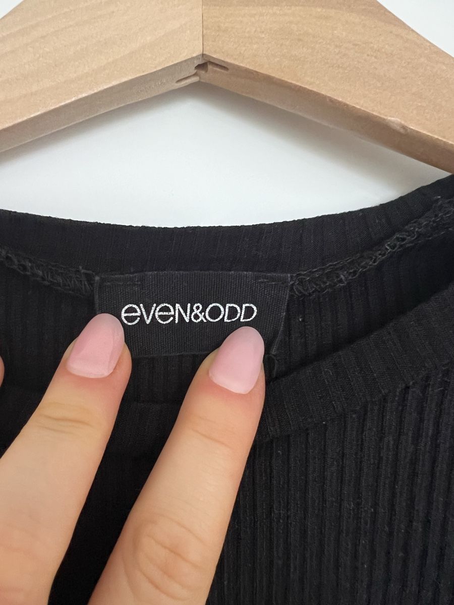 Pulls & Sweat-shirts: schwarzer anliegender Pullover – D'occasion à Erlenbach par paulina.rad 1