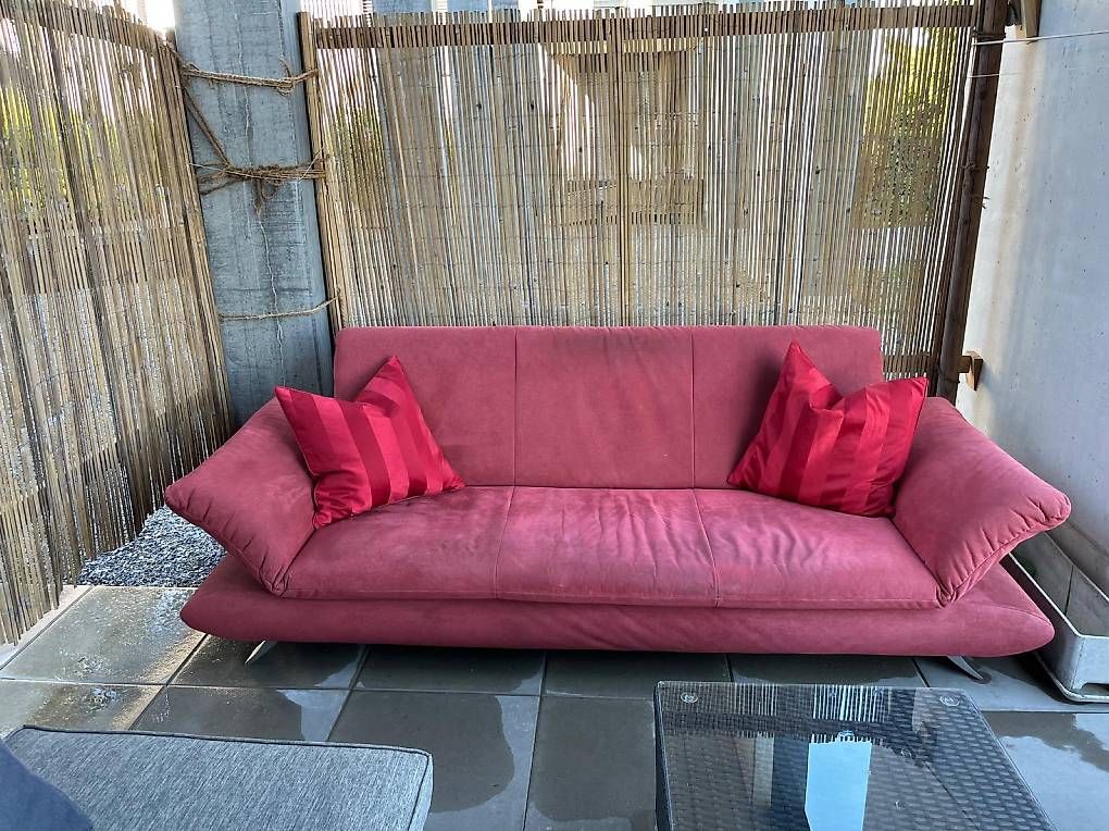 Sofas: 3-er Sofa gratis abzugeben  – D'occasion à Zürich par SuzanY01
