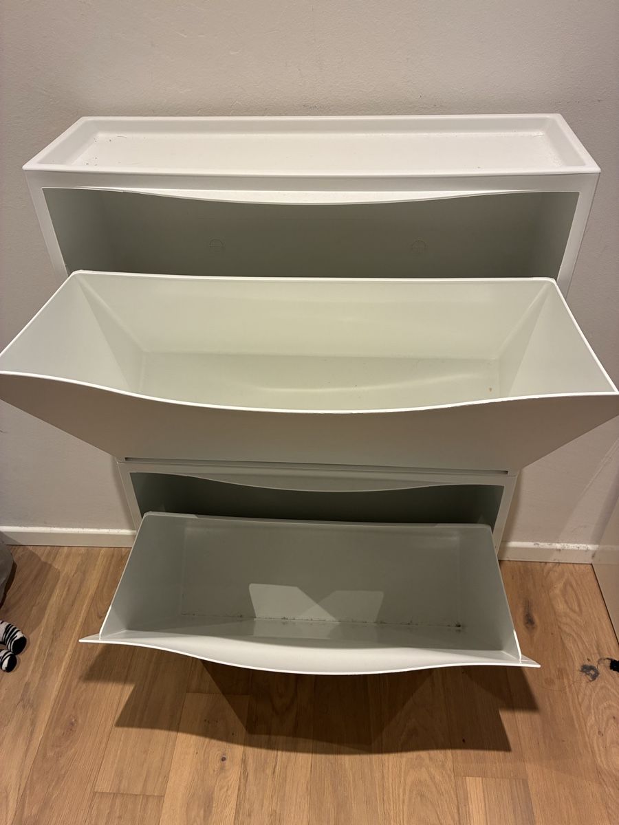 Regale: Ikea Trones weiss – Gebraucht aus Saland von Francyherrera 1