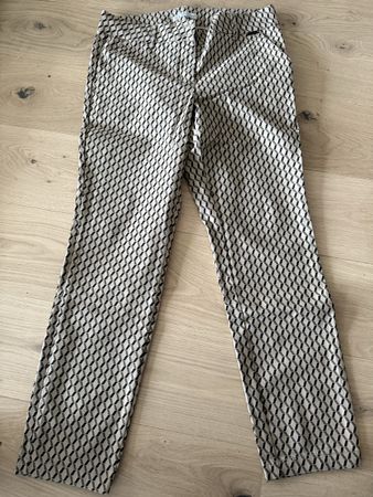 Hose, Red Button, gr. 40