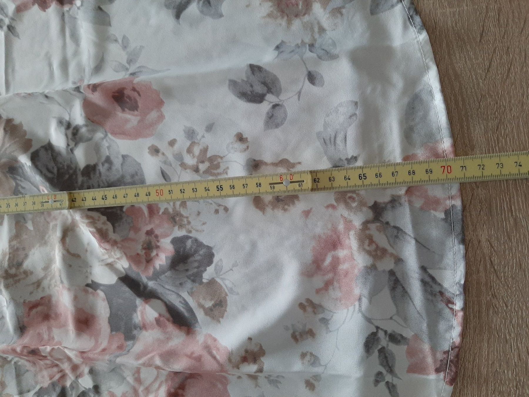 Blusen: Chicorée Bluse ärmellos Blumenmuster Grösse L mit Kette – Neu (gemäss Beschreibung) aus Menziken von Rien1 7