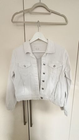 Helle Jeansjacke von DeFacto, Grösse L, neuwertig!