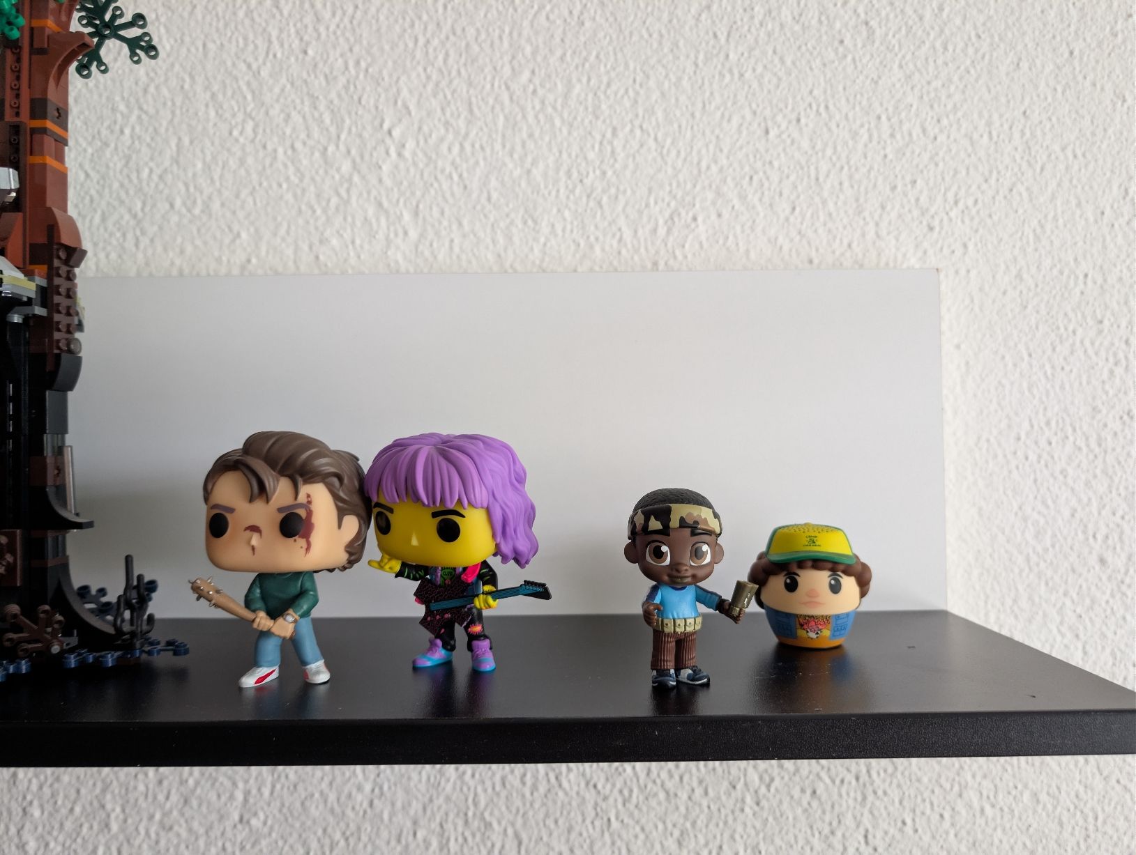 Lego Statuette: set Lego The Upside Down avec figurine Stranger Things – Usato da Biel/Bienne venduto da dyl_25lb 2