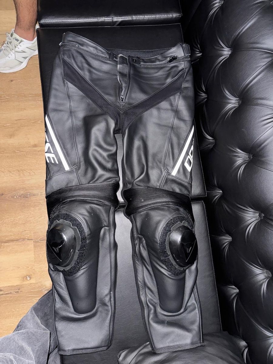 Dainese Hosen: DAINESE Motorrad Lederhose Gr. 50 – Neu (gemäss Beschreibung) aus Emmen von meh_xd8c