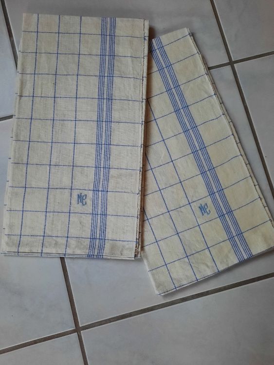 Lot De 2 Torchons De Cuisine 50x50 Cm Coton SHAPES Motif Fleurs Vert