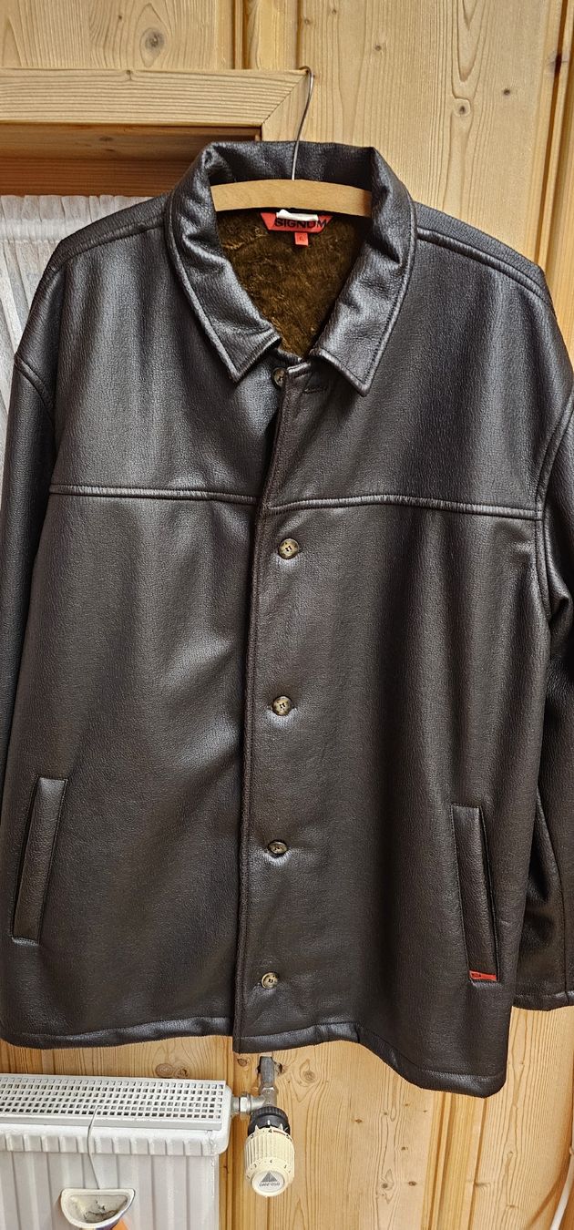 Giacche: Schwarze Jacke im Leder Look gr.XL – Usato da Ferden venduto da jemyce
