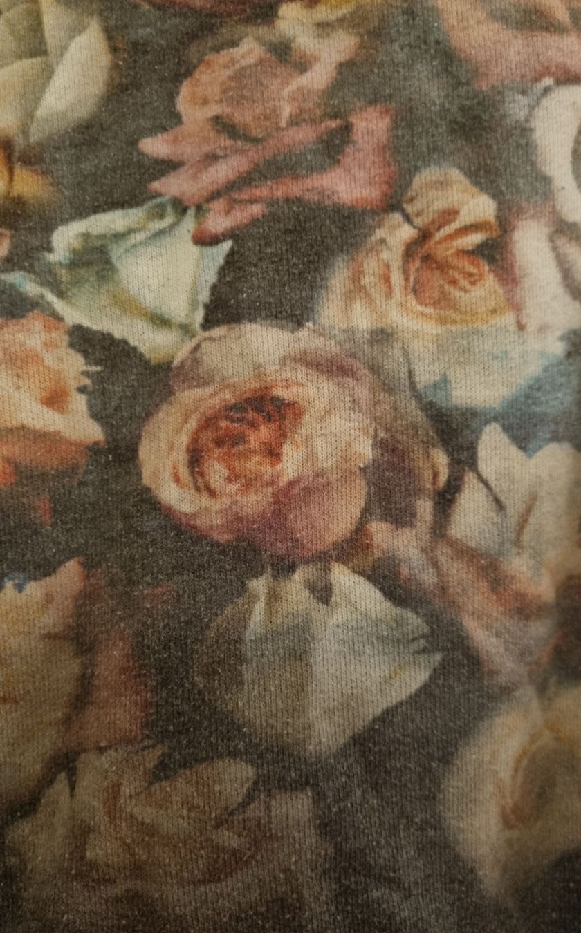 Mavi Maglioni & Felpe: 🌸🌹Pullover Blumen Mavi – Usato da Chur venduto da sinillo 1