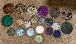lot de 21 jetons pokémon