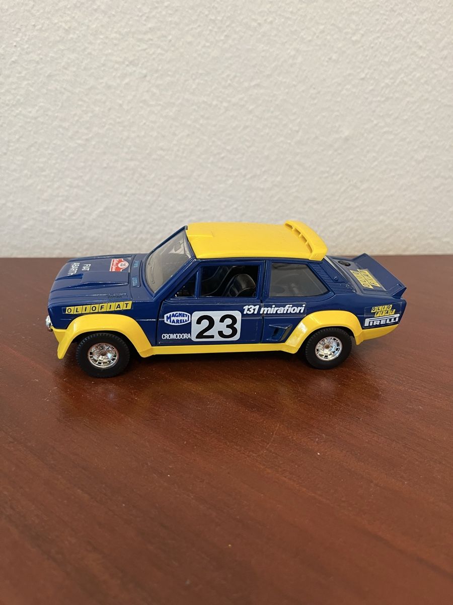 Bburago Modellini d'auto: Fiat Abarth Rallye Bburago – Usato da Wabern venduto da Housi78 3
