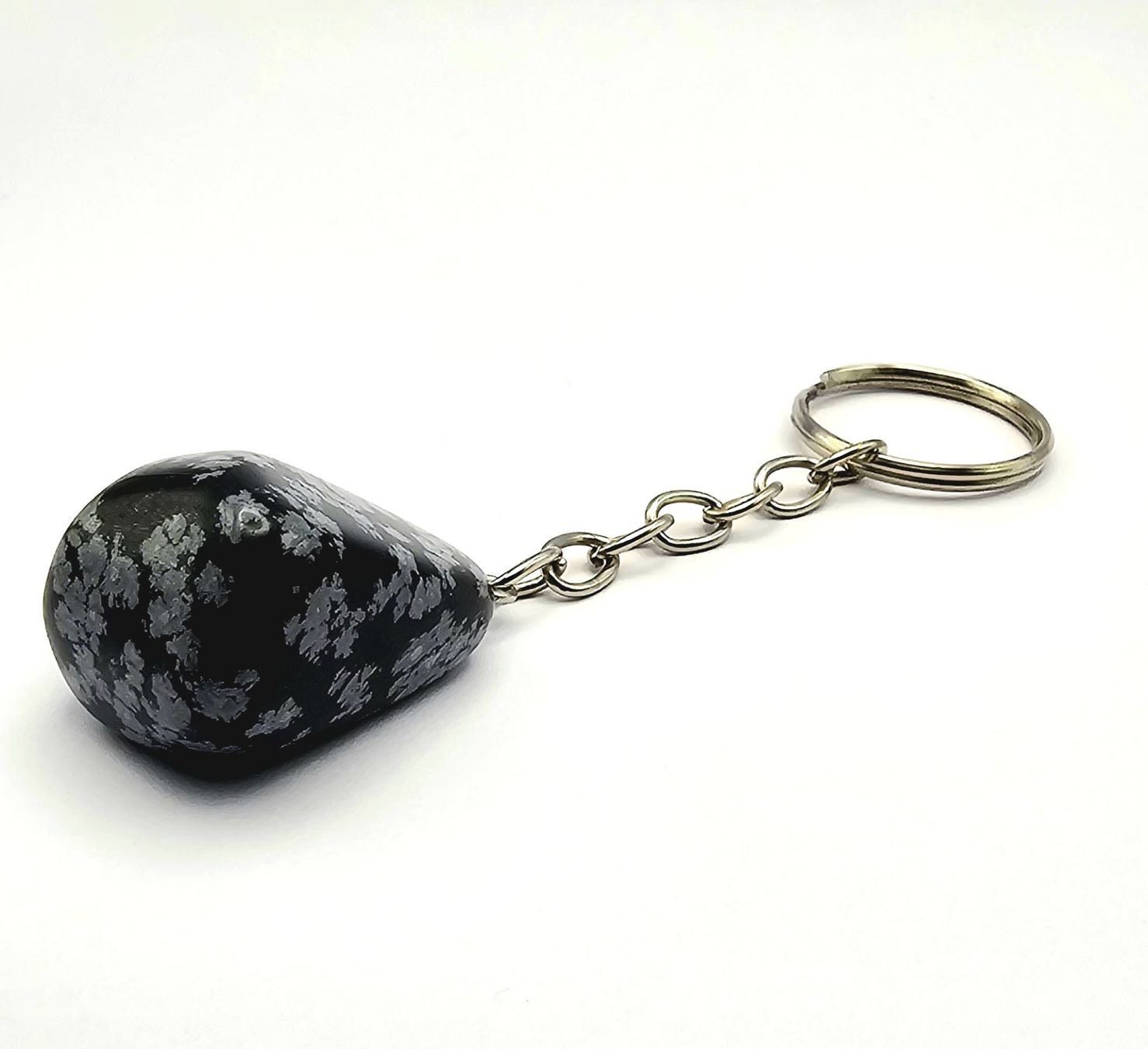 Schlüsselanhänger & - bänder: Schneeflocken-Obsidian Schlüsselanhänger – Neu und originalverpackt aus Basel von PachaWool