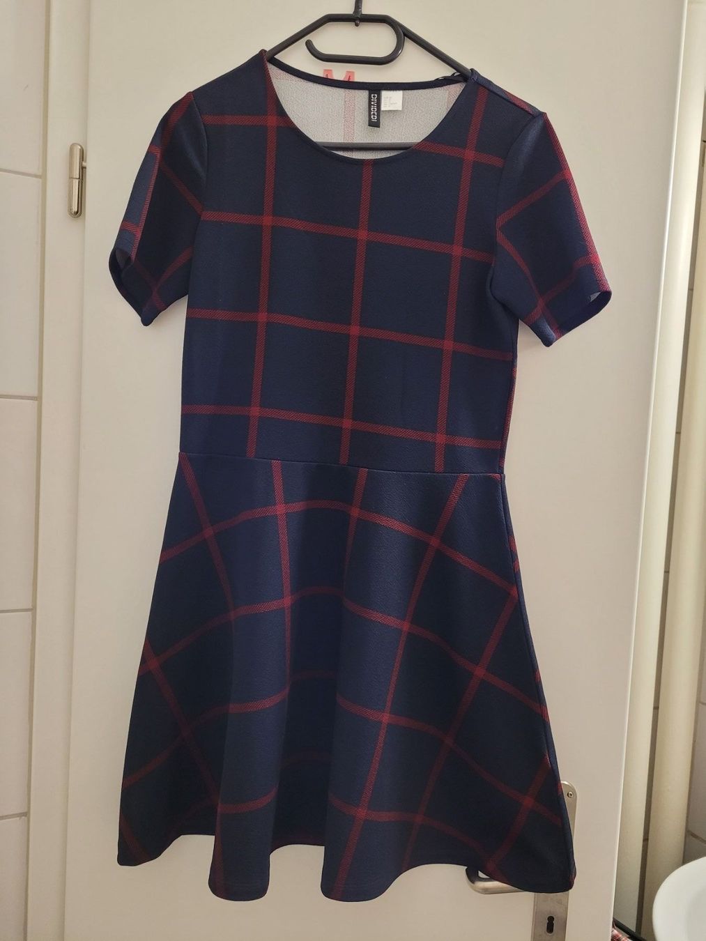 H&M Kleider: Robe – Neu (gemäss Beschreibung) aus Biel/Bienne von Leila32