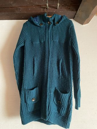 Gilet long en maille avec capuche M