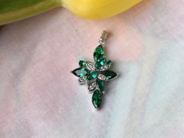 Anhänger aus Silber mit grünem Zirkonia, Neu