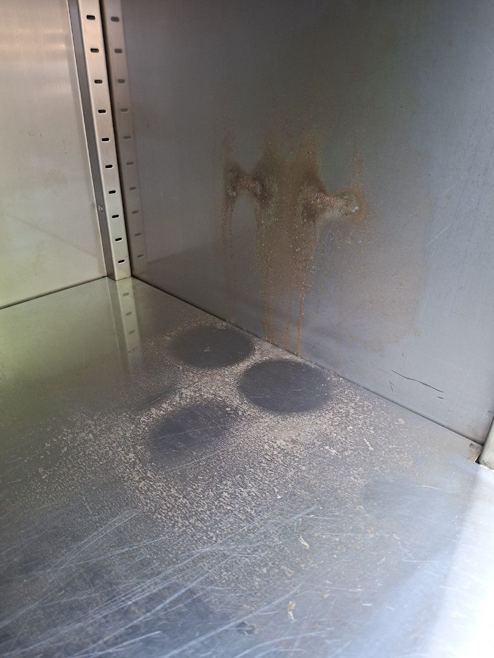 Armadi: CNS-Schrank – Usato da Oftringen venduto da Cremaster69 4