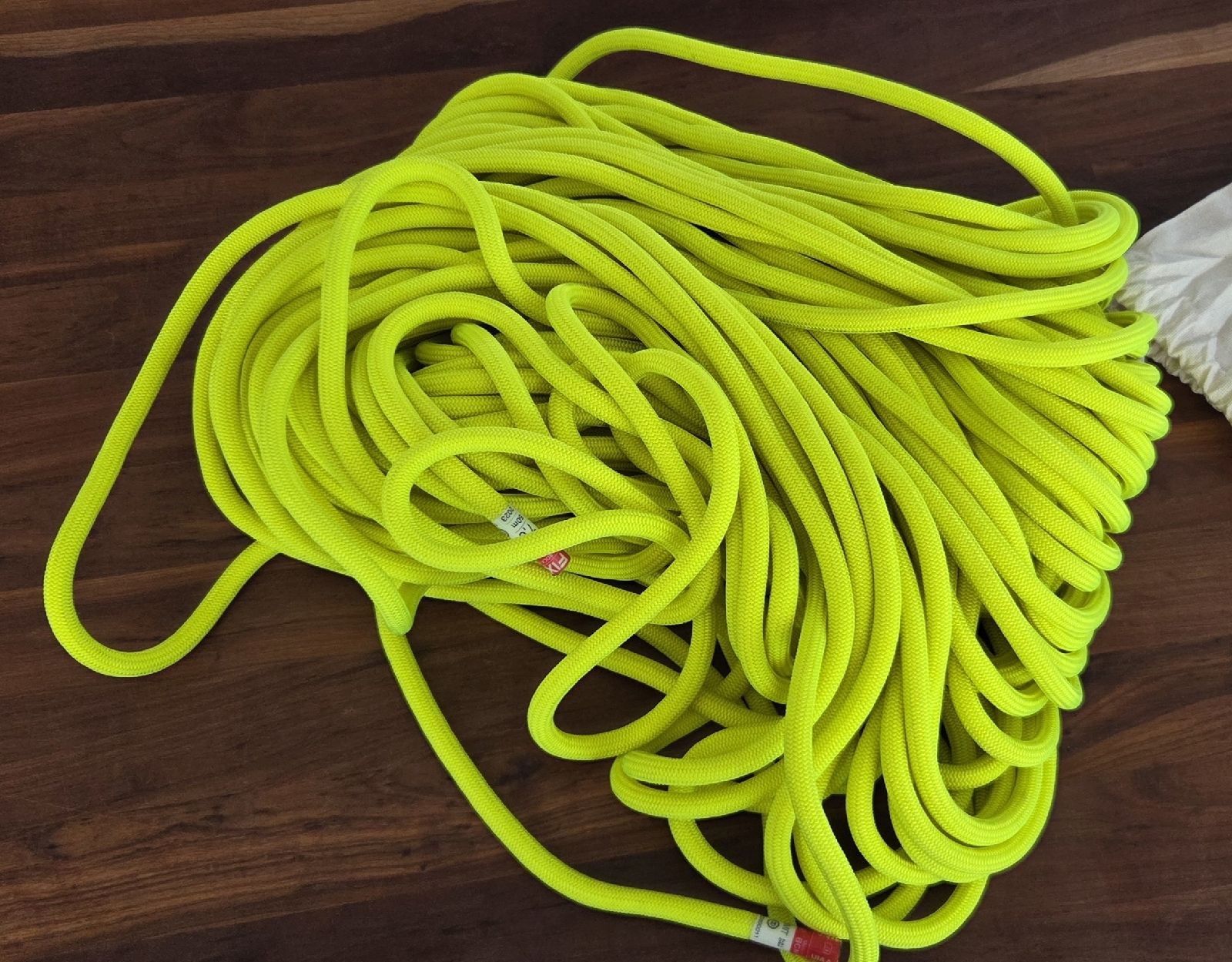 Attrezzatura da arrampicata: Fixe Seil 50m 7.6mm Halbseil, Zwillingsseil – Nuovo (secondo la descrizione) da Baden venduto da Digit6