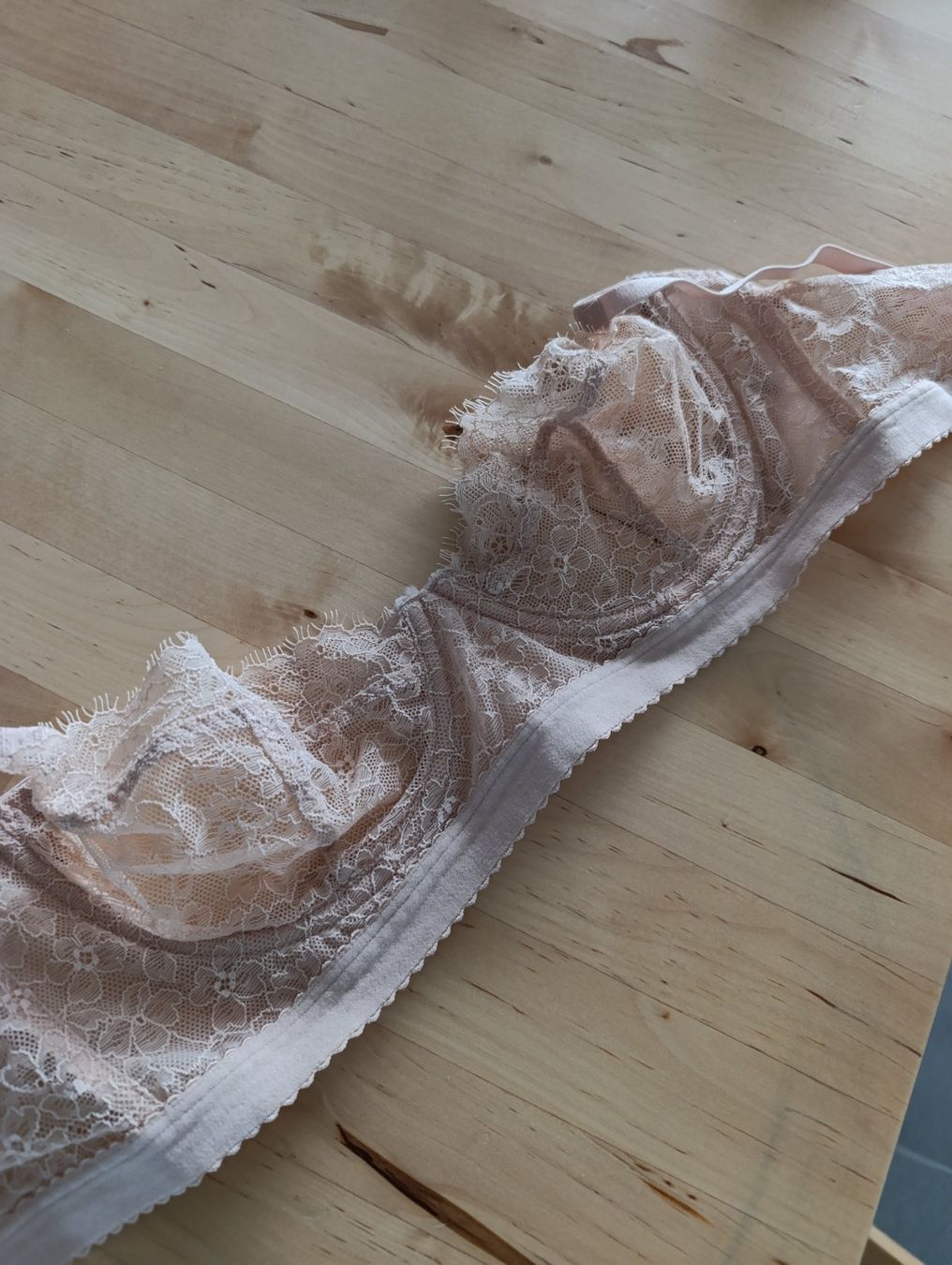 Altra biancheria intima: Plusieurs Soutien-gorge – Nuovo (secondo la descrizione) da Fribourg venduto da del_hp6t 4