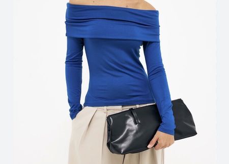 épaules nues blouse bleue H&M taille S
